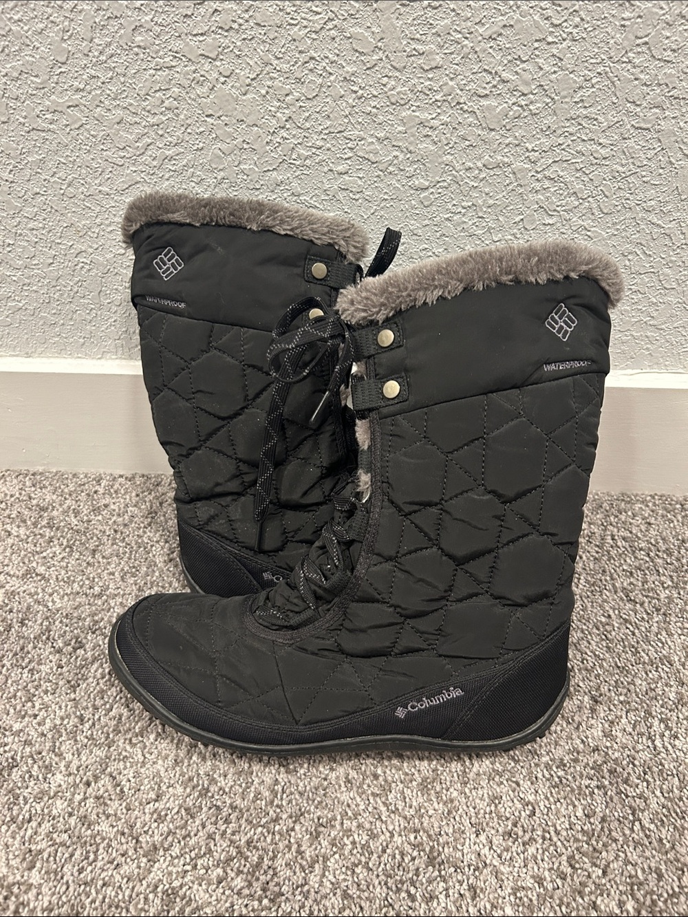 Columbia Minx Mid II Quilted Winter Boots with Faux Fur Trim 8
